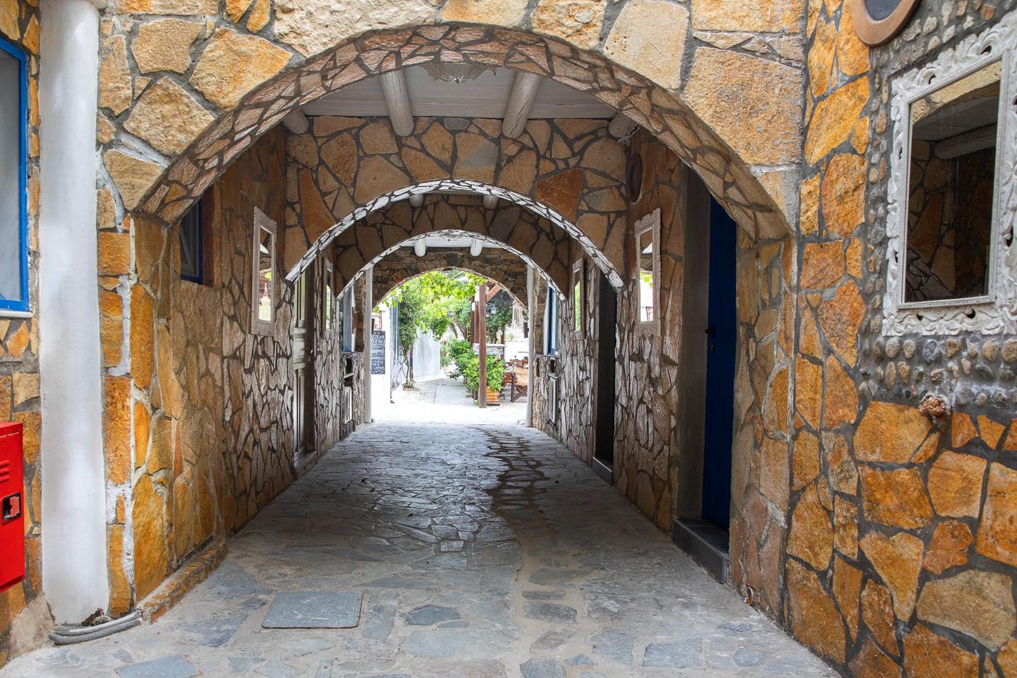 Vassilia On The Beach Serifos Livadakia エクステリア 写真